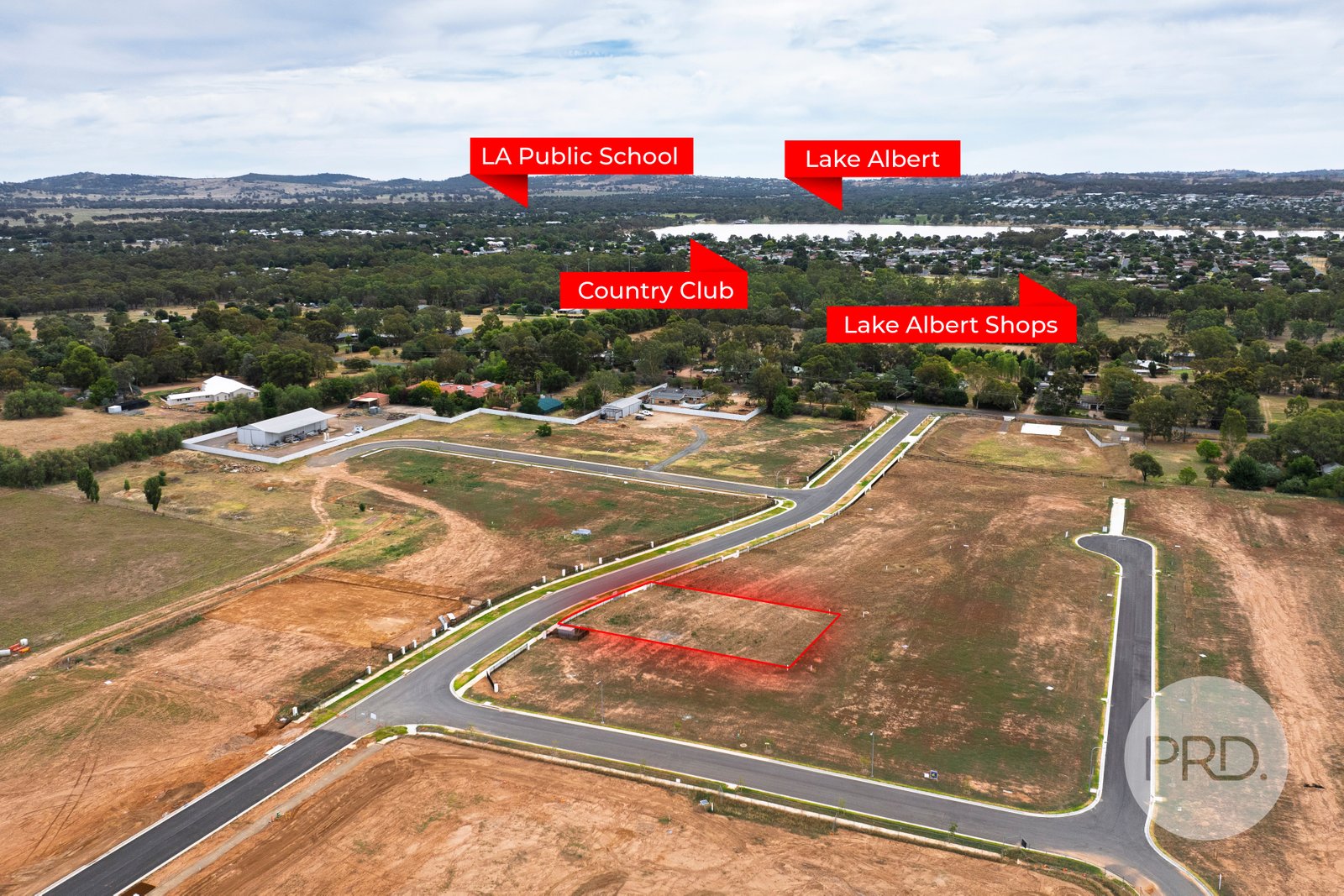 11 Coachwood Drive LAKE ALBERT 2