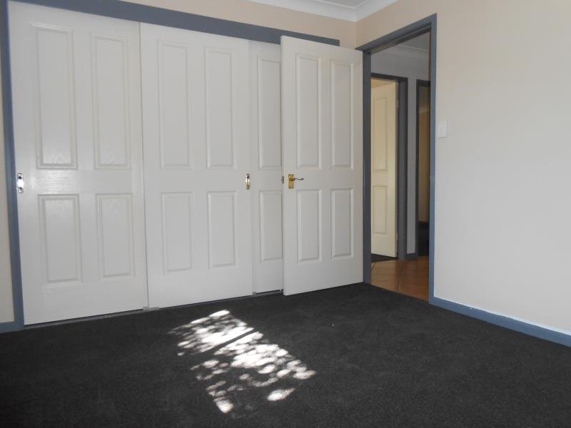 11 Cobb & Co Circuit TAMWORTH 4