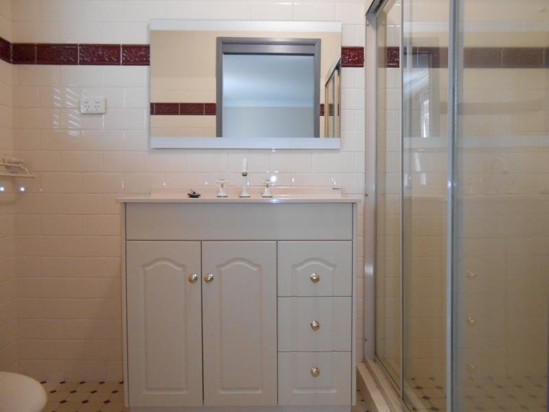 11 Cobb & Co Circuit TAMWORTH 6