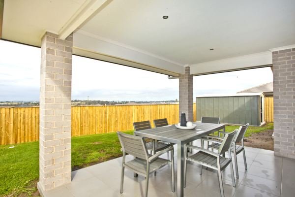 11 Cockatoo Ridge ABERGLASSLYN 3