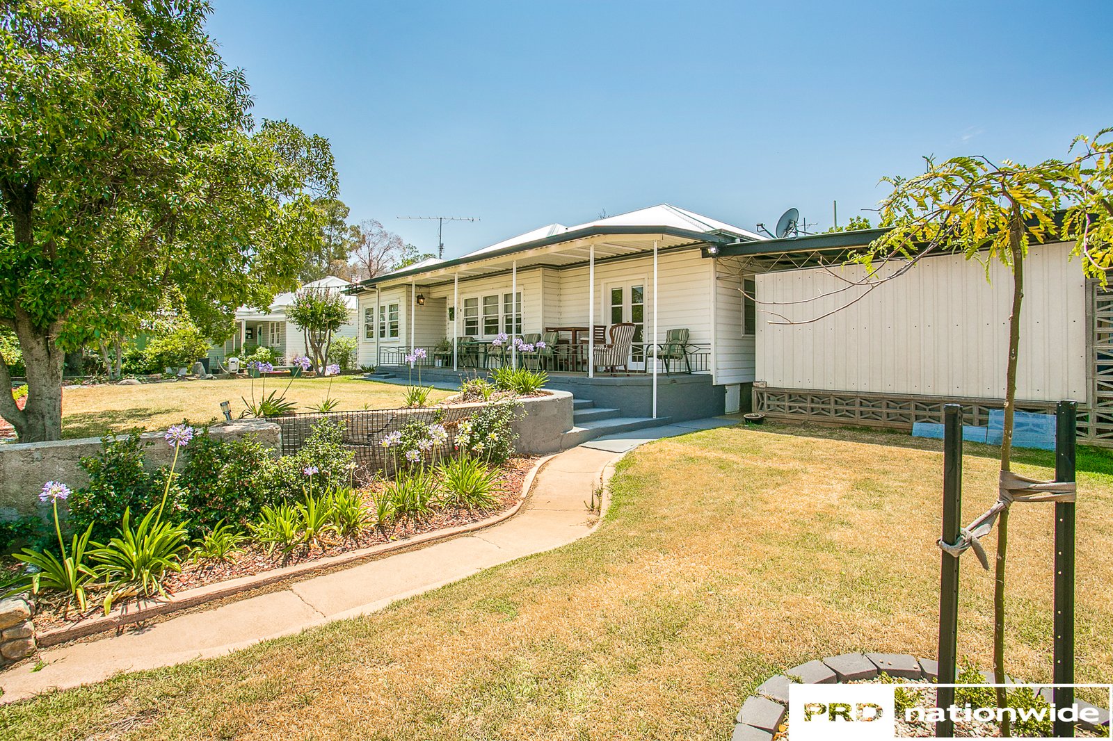 11 Cohen Street TAMWORTH 5