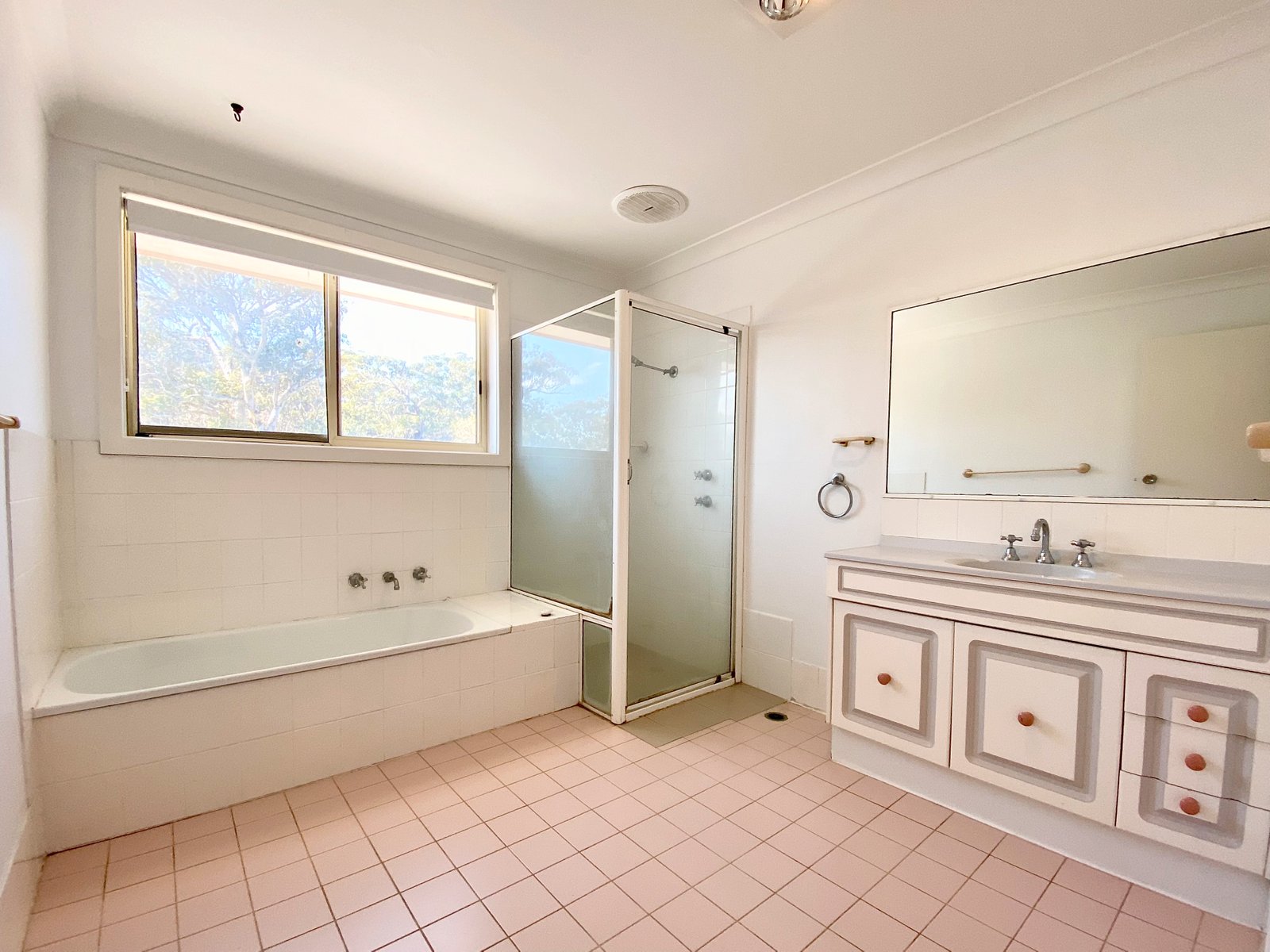 1/1 Colde Close ANNA BAY 13