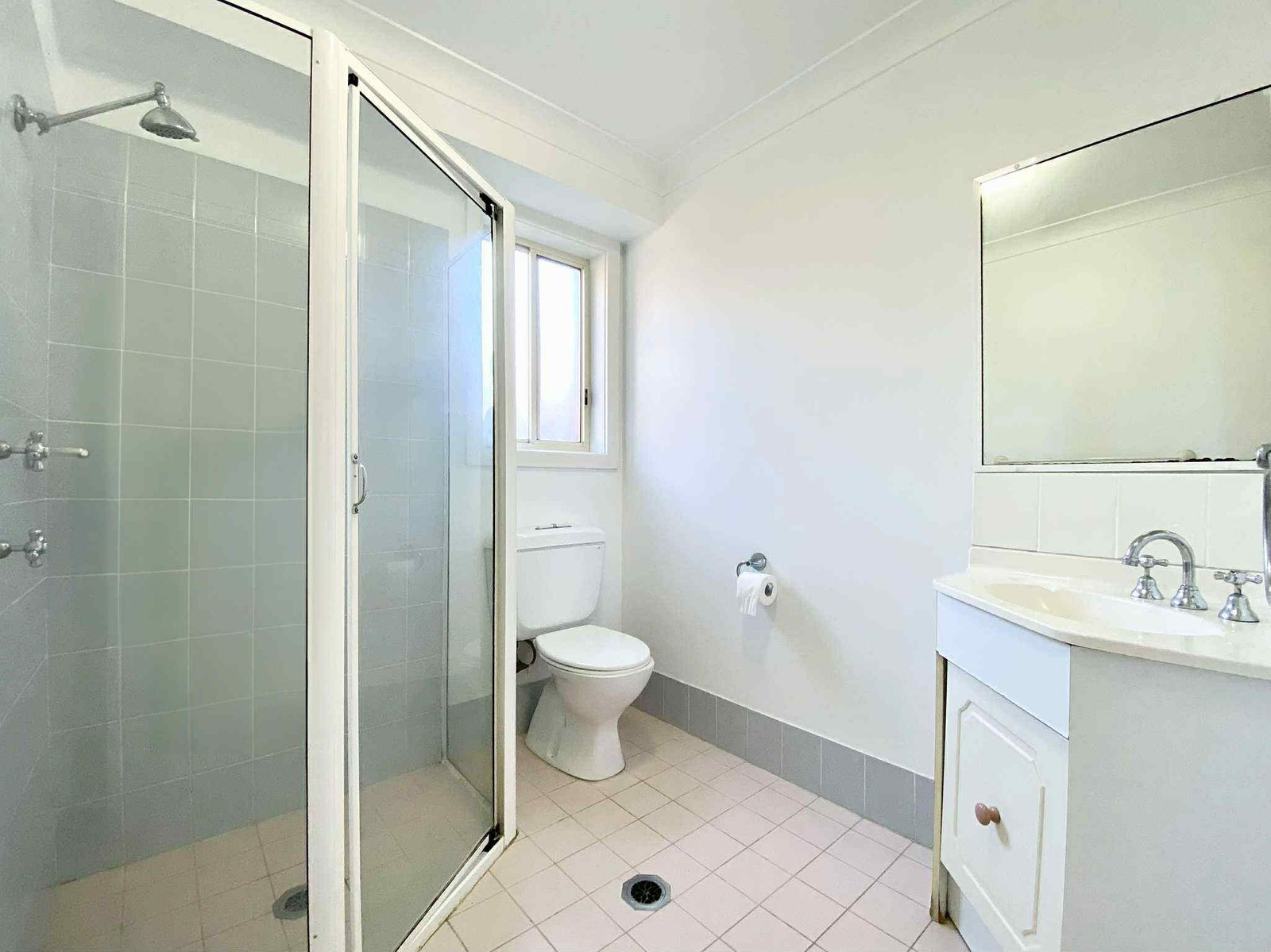 1/1 Colde Close ANNA BAY 17