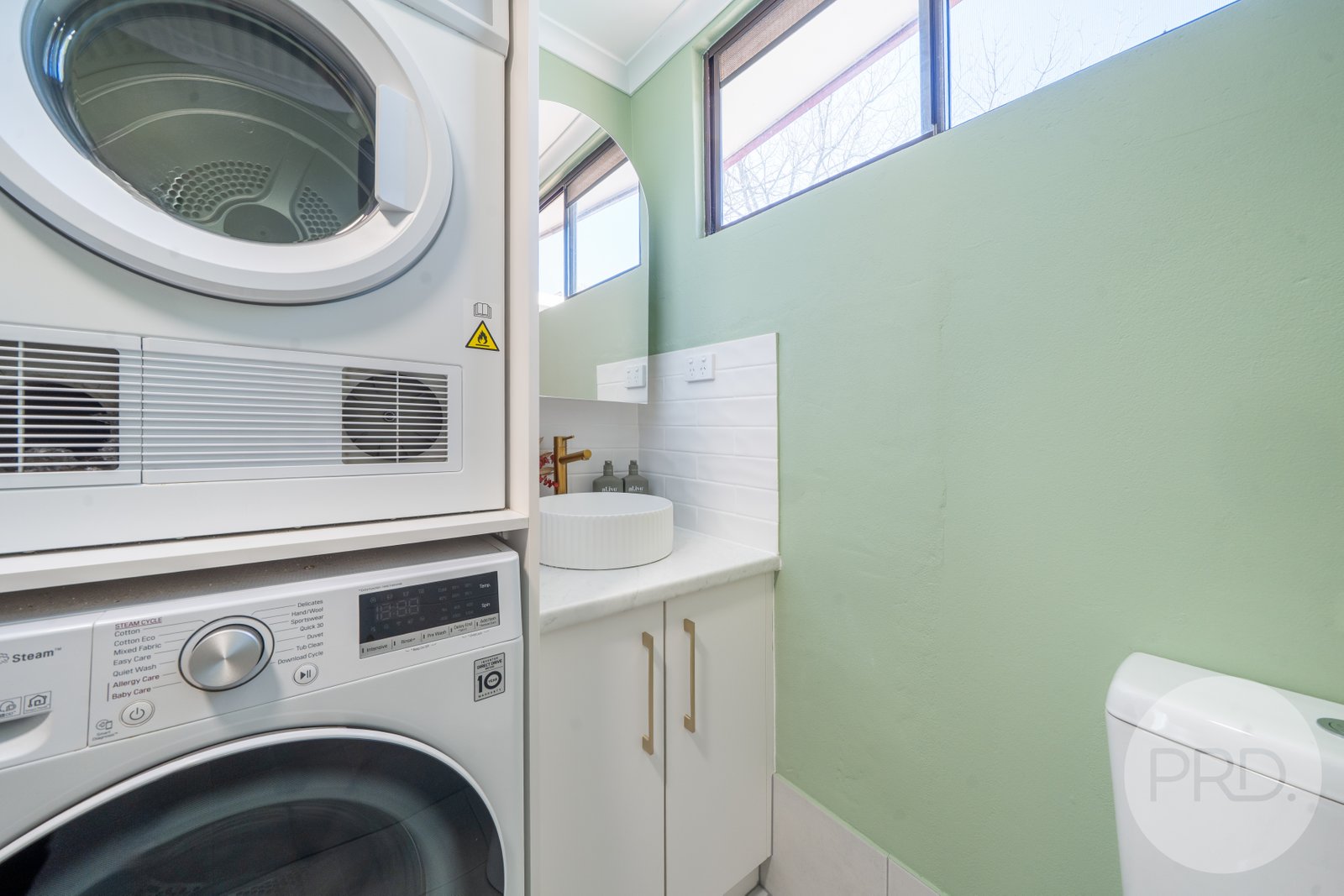 11 Colong Place KOORINGAL 16