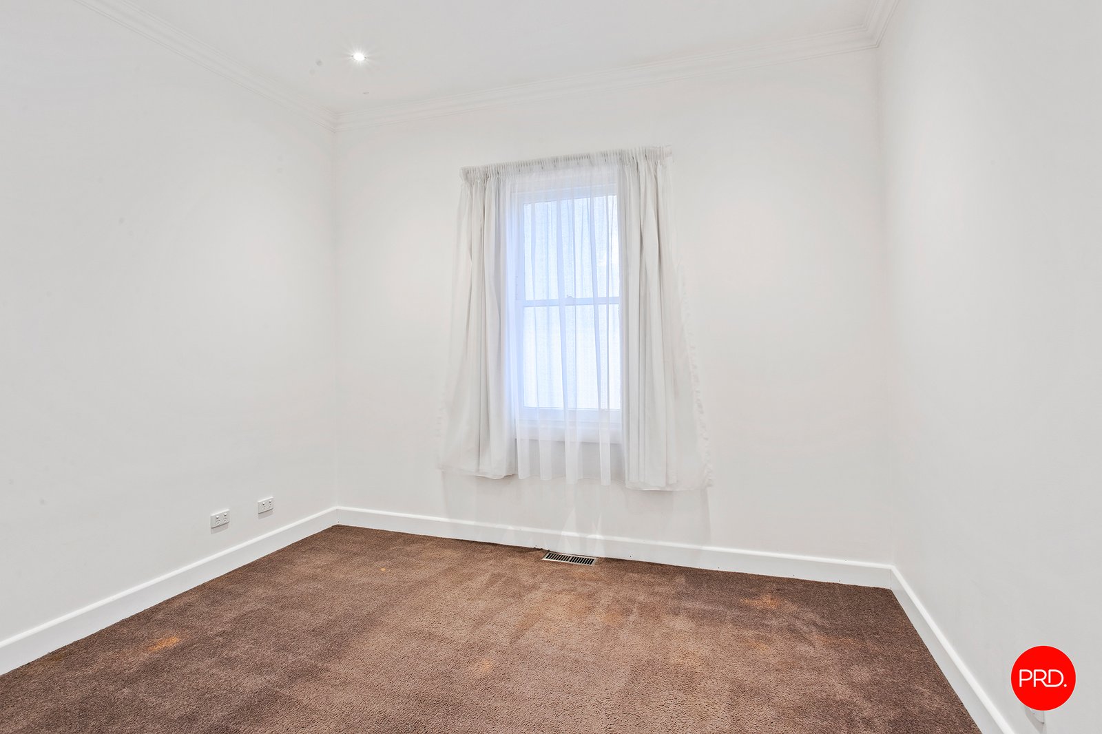 11 Condon Street KENNINGTON 8