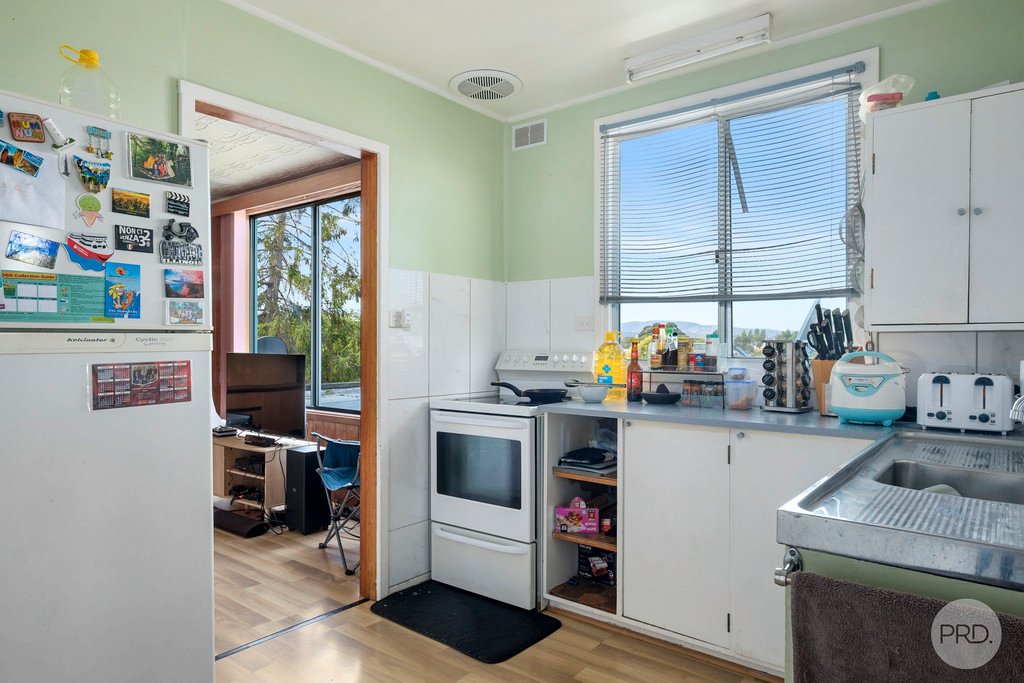 11 Continental Road GLENORCHY 8