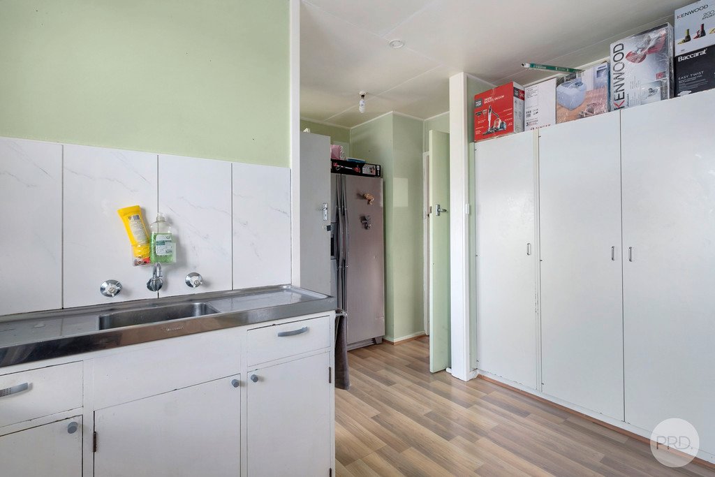 11 Continental Road GLENORCHY 9