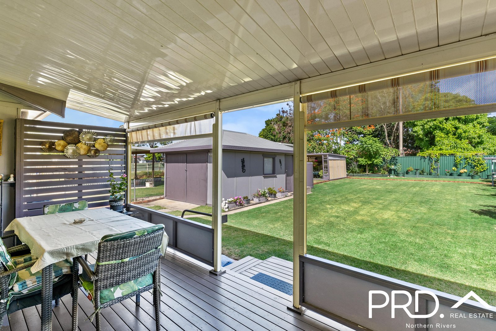 11 Convent Parade CASINO 8