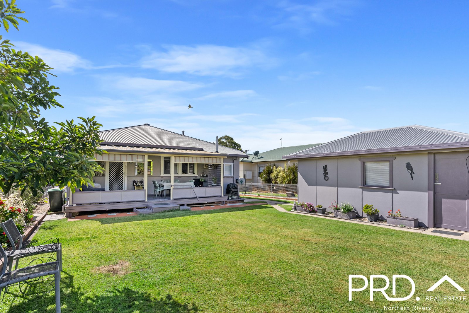 11 Convent Parade CASINO 24