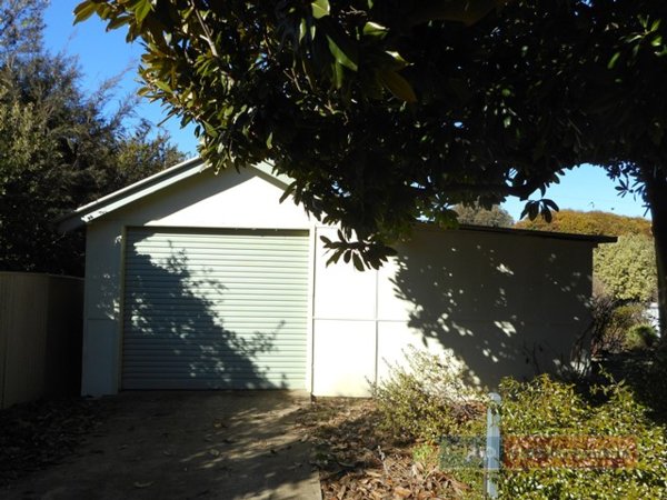 11 Coorabel Avenue BATLOW 5