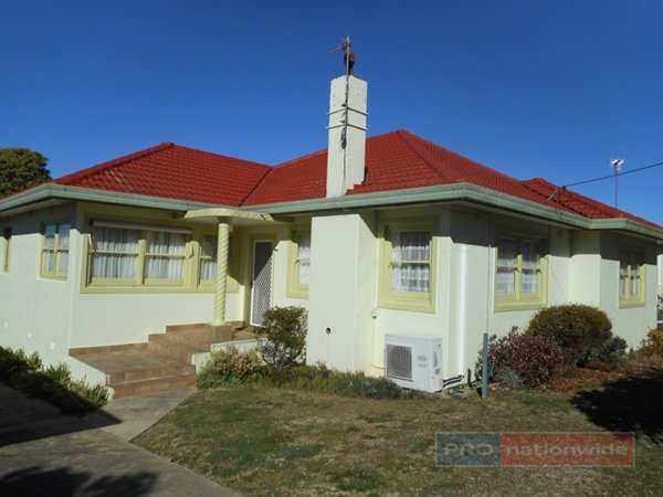 11 Coorabel Avenue BATLOW 6