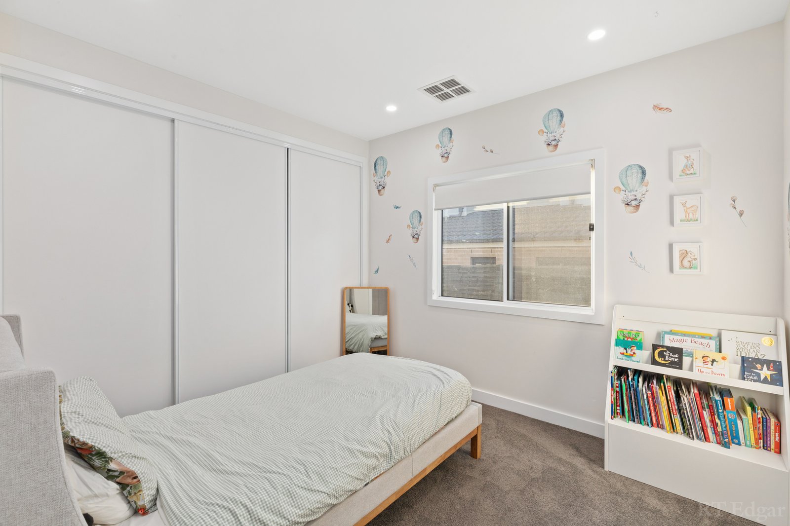 Real Estate and Property in 11 Cornfield Grove, Box Hill South, VIC