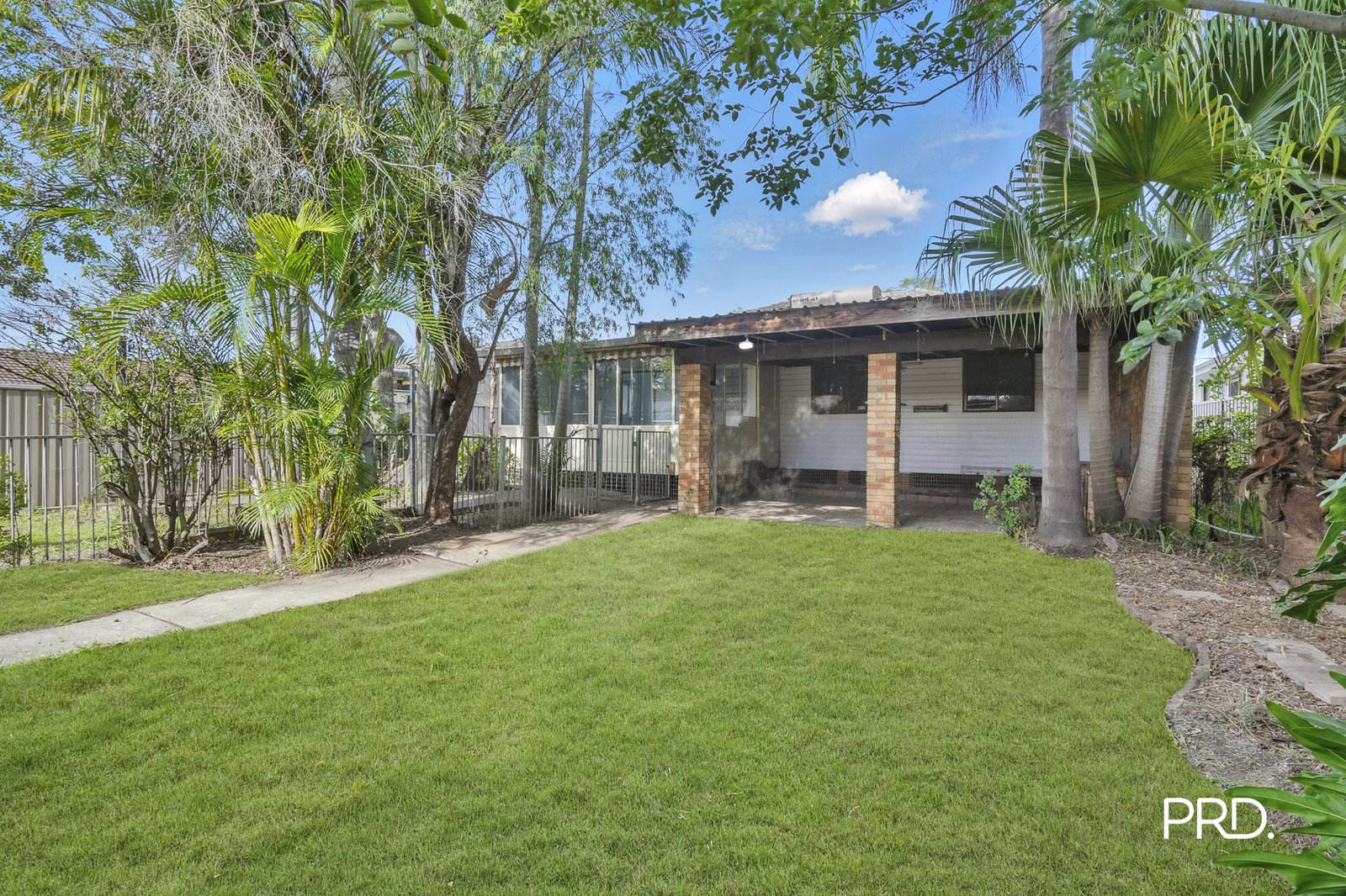 11 Cosgrove Cres  Kingswood 2