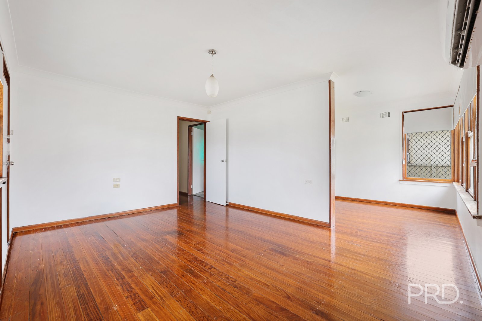 11 Cossa Street TAMWORTH 3