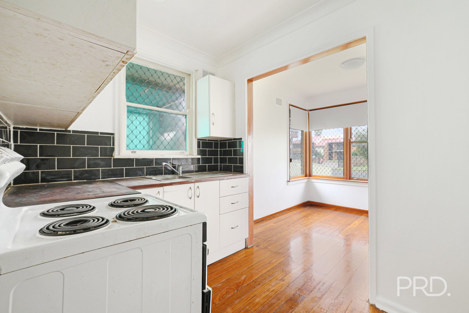 11 Cossa Street TAMWORTH 8