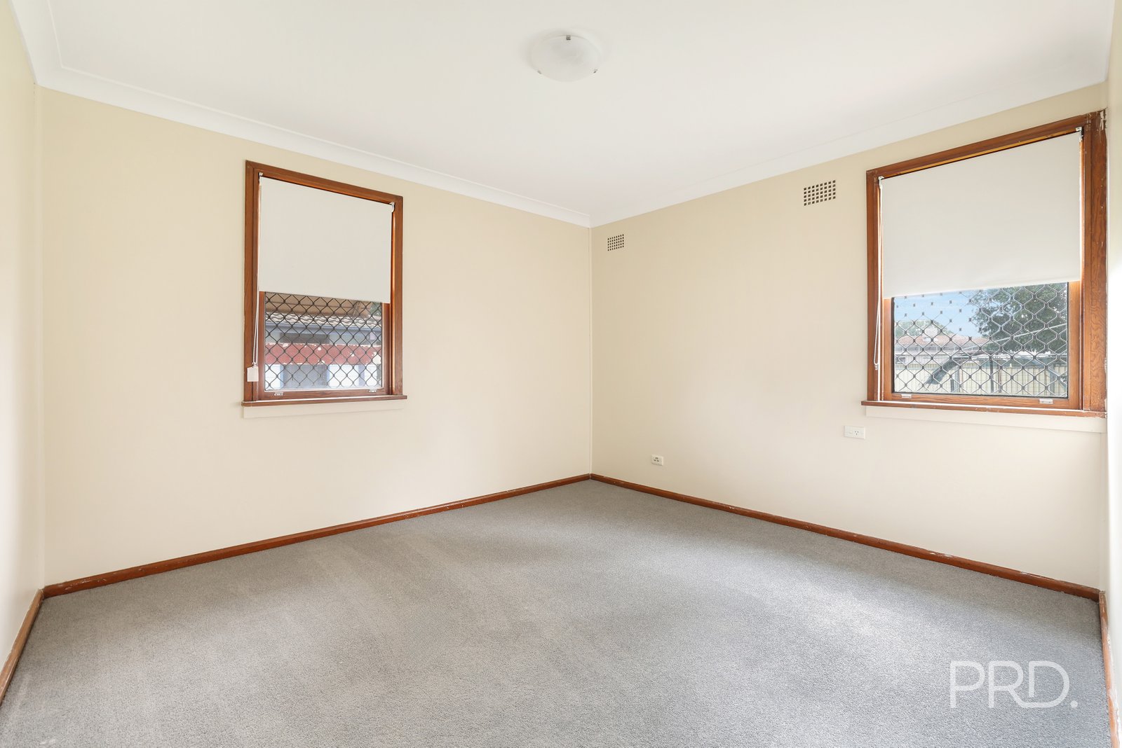 11 Cossa Street TAMWORTH 12
