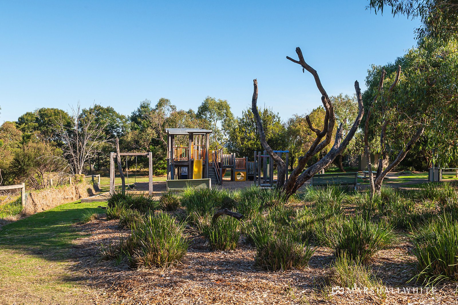 11 Cottage Place, Mornington, VIC
