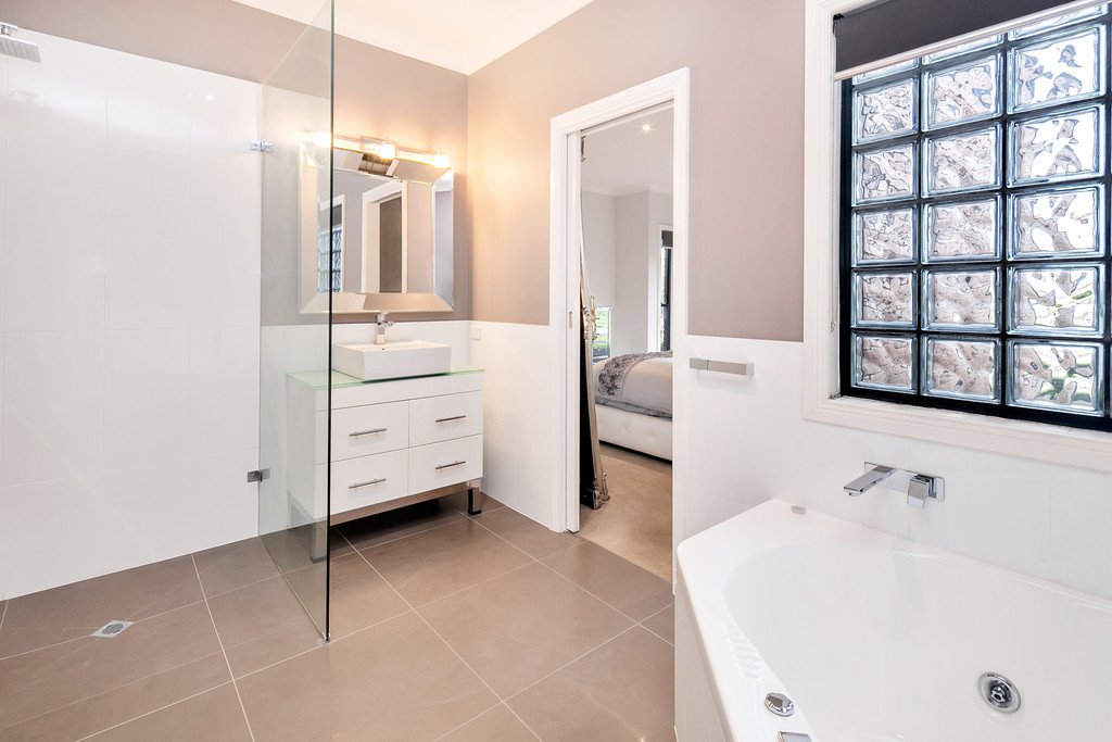 11 Cottesloe Place ALFREDTON 3