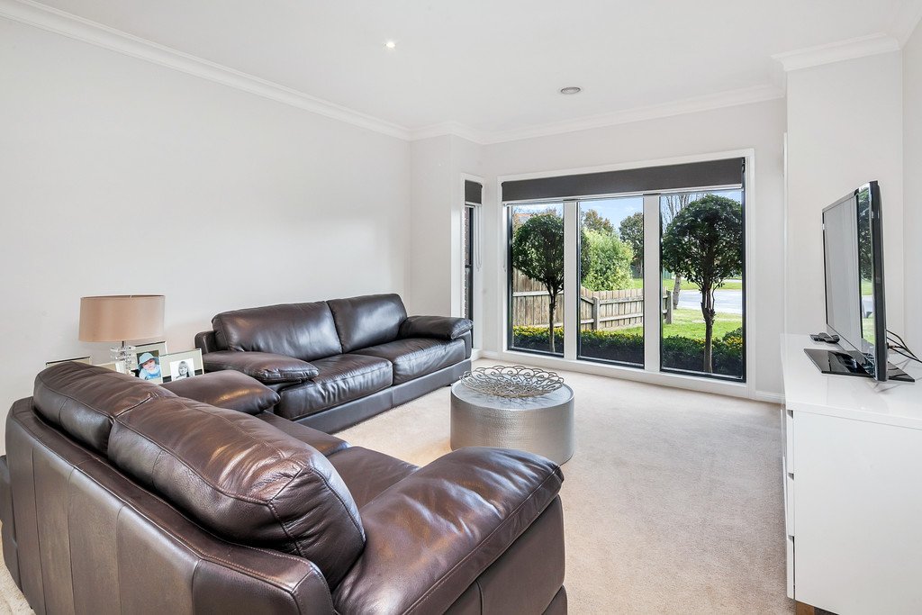 11 Cottesloe Place ALFREDTON 4