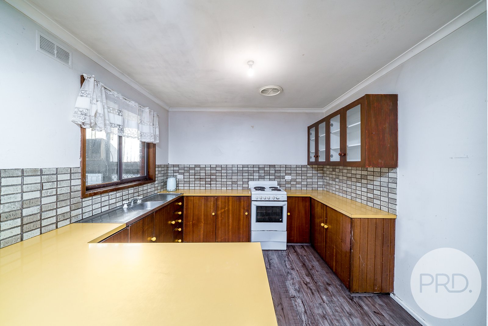 11 Cox Avenue FOREST HILL 2