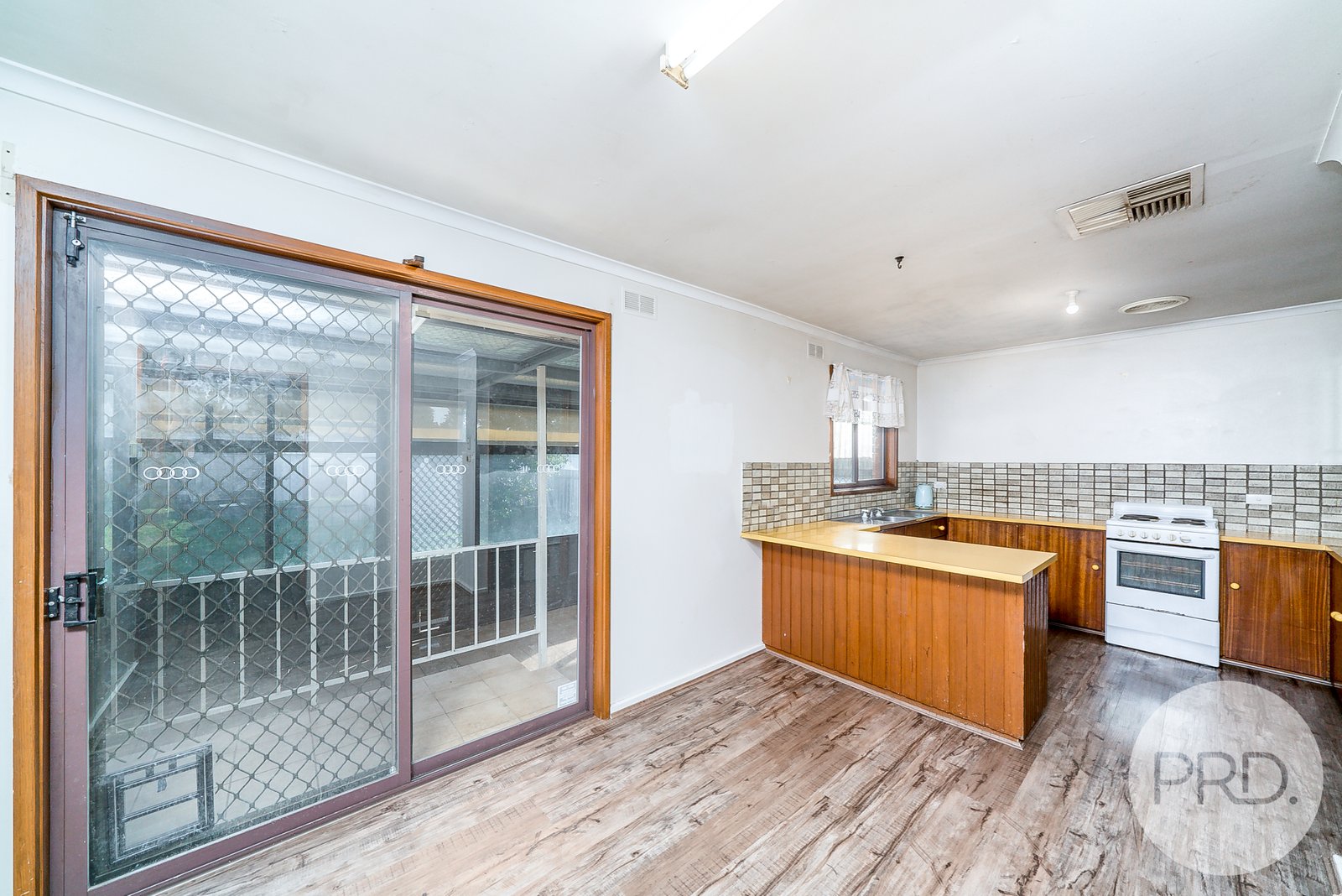 11 Cox Avenue FOREST HILL 5