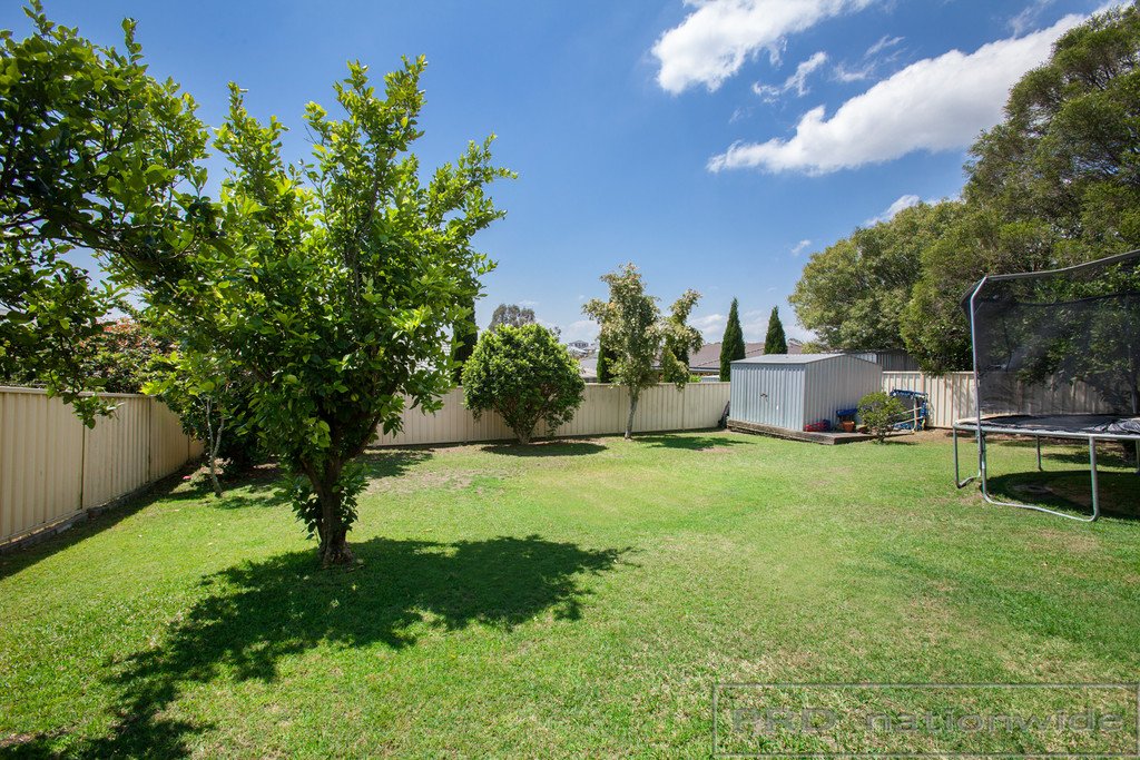 11 Crofton Avenue TENAMBIT 6