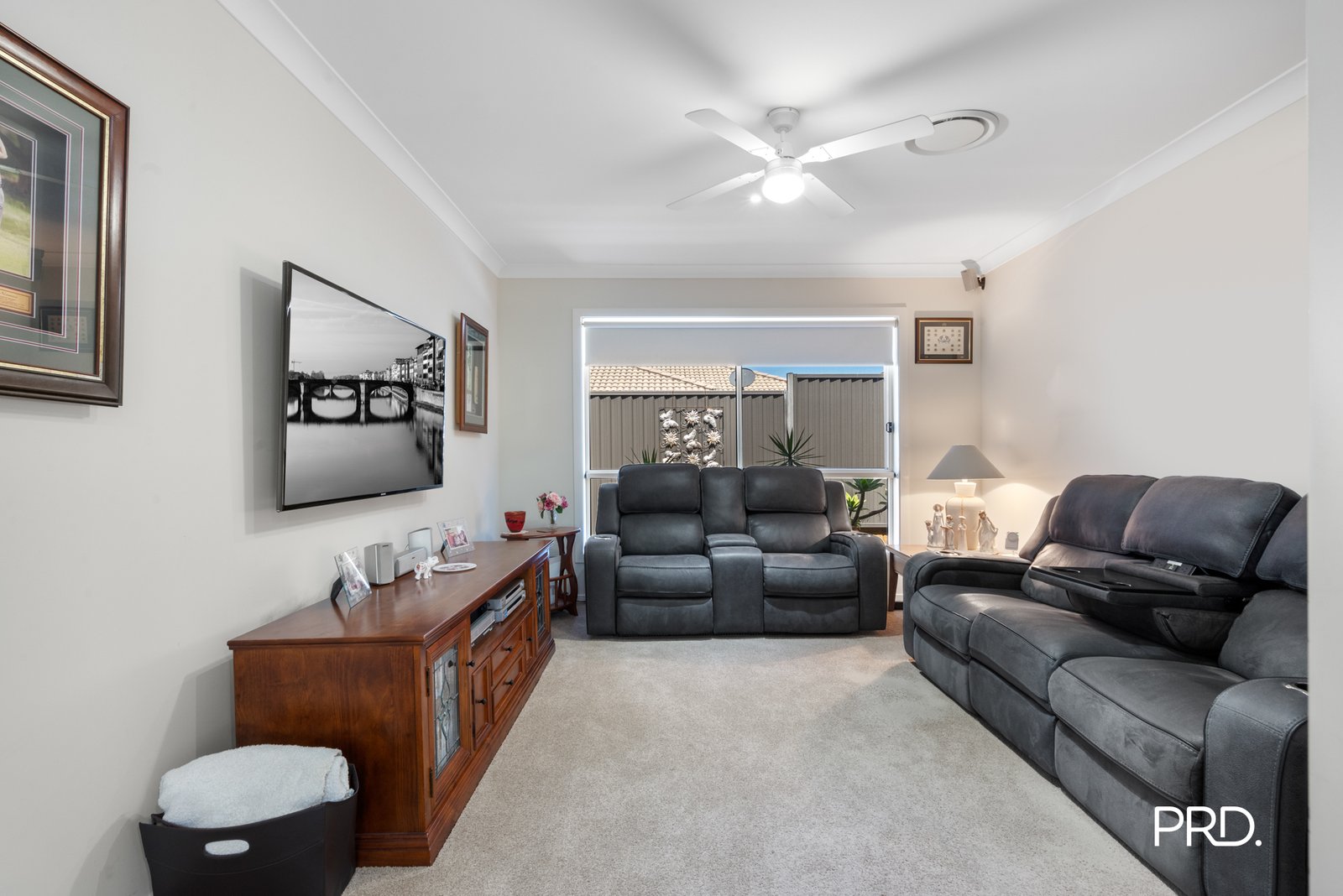 11 Crossley Avenue GLENMORE PARK 5