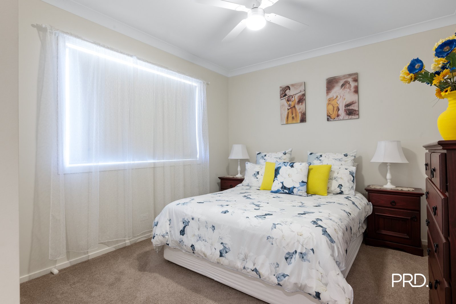 11 Crossley Avenue GLENMORE PARK 8