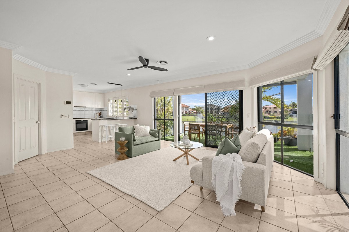 11 Crozet Court Burleigh Waters 24