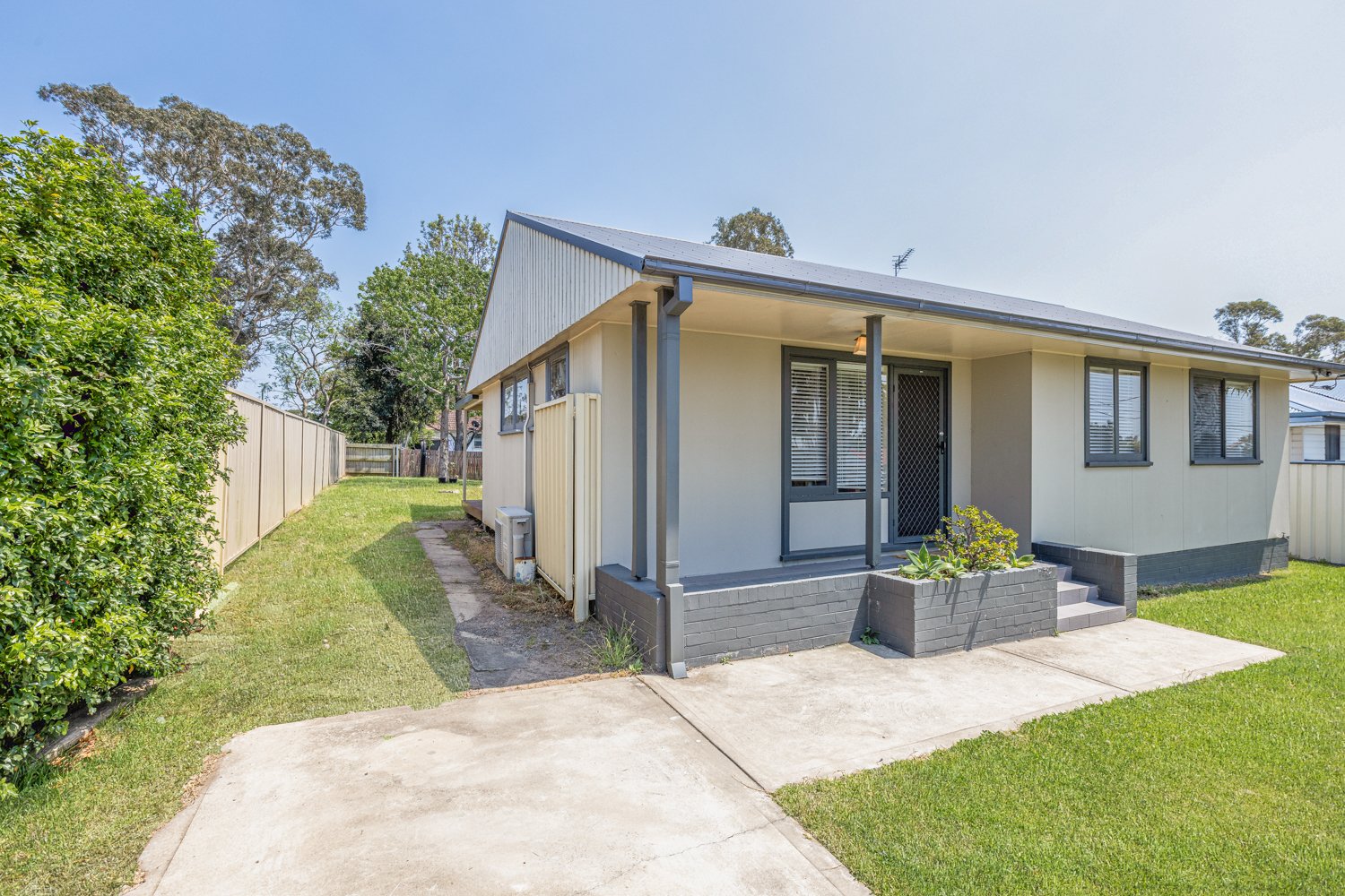 11 Curtin Street EAST MAITLAND 4