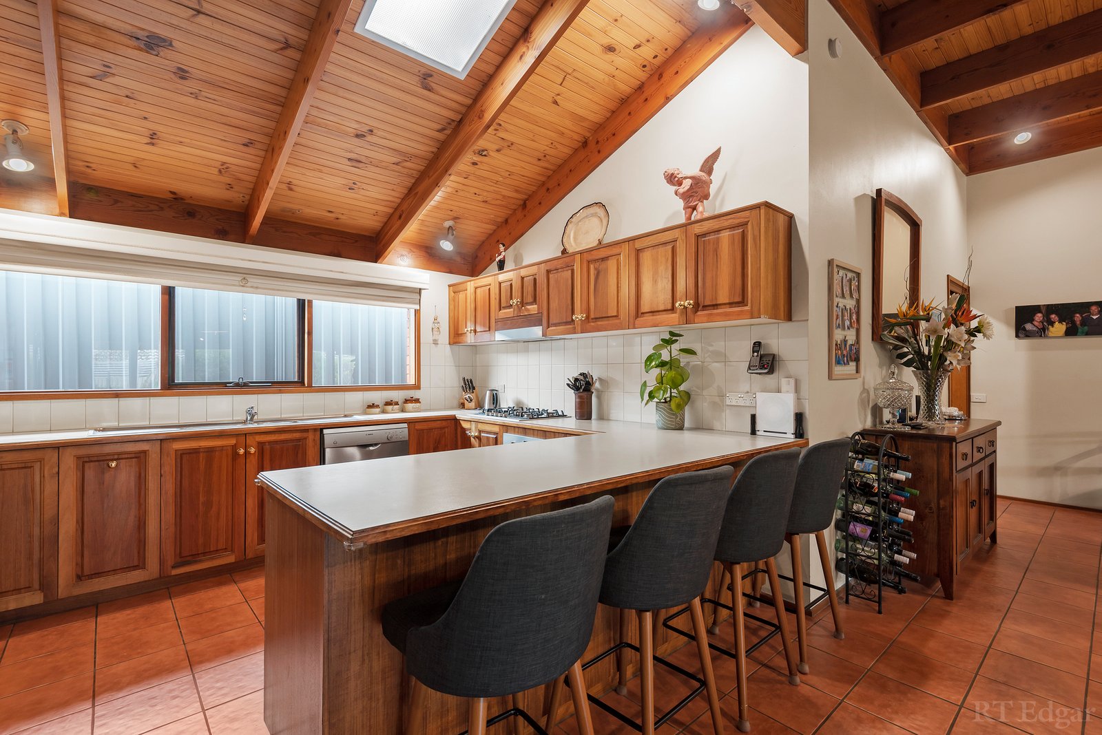 Real Estate and Property in 11 Curtis Court, Leopold, VIC