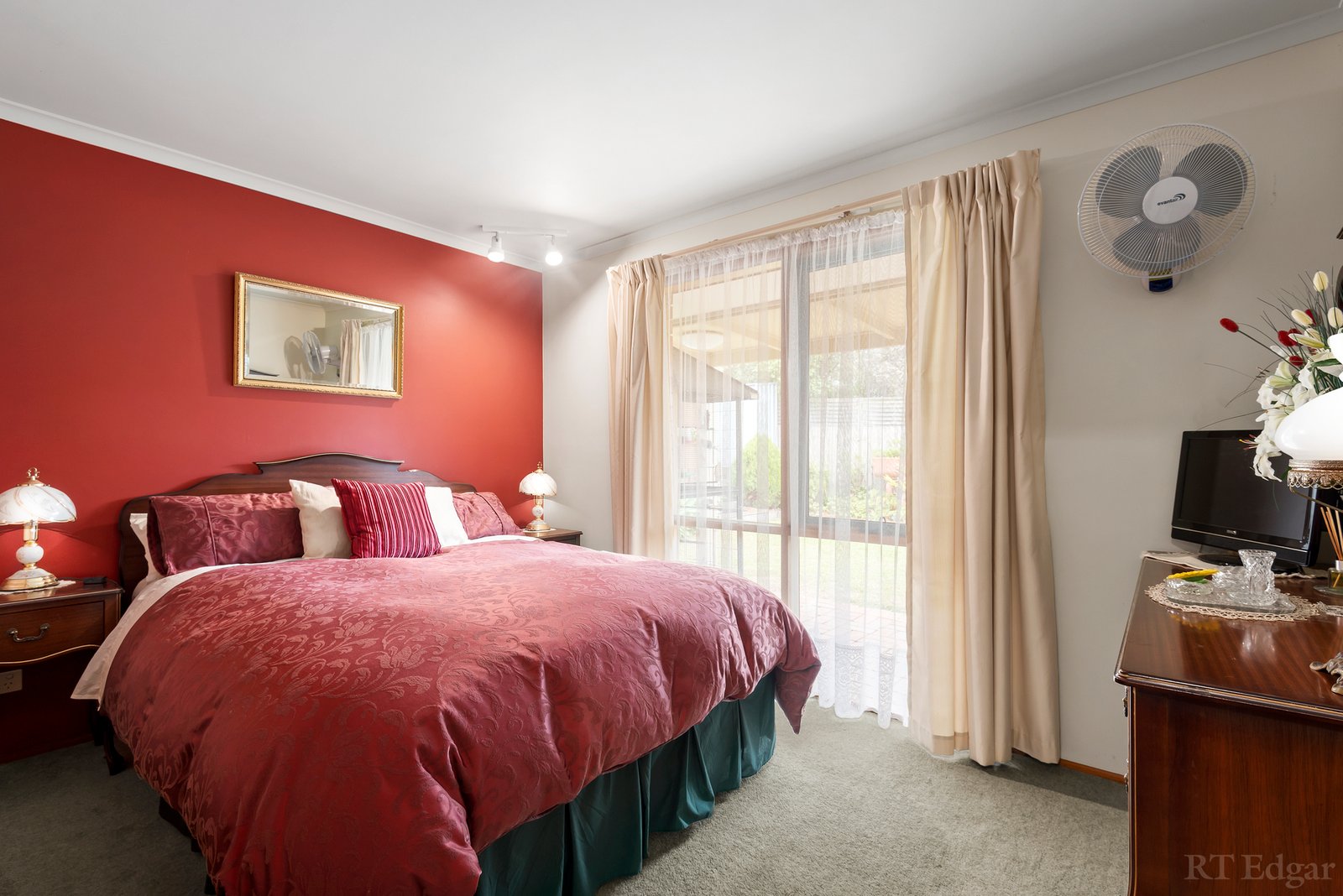 Real Estate and Property in 11 Curtis Court, Leopold, VIC