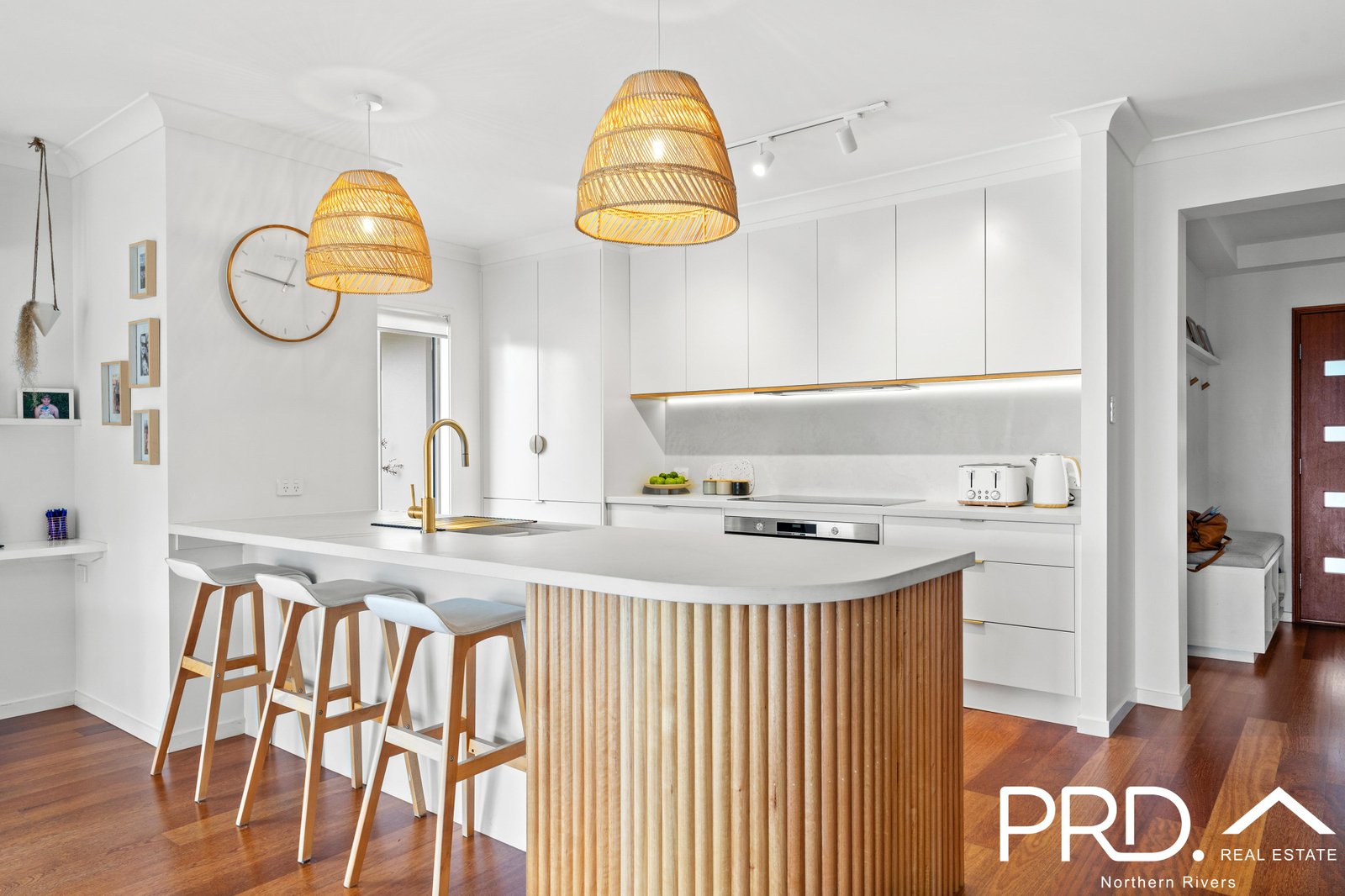 11 Daisy Place FAIRY HILL 3