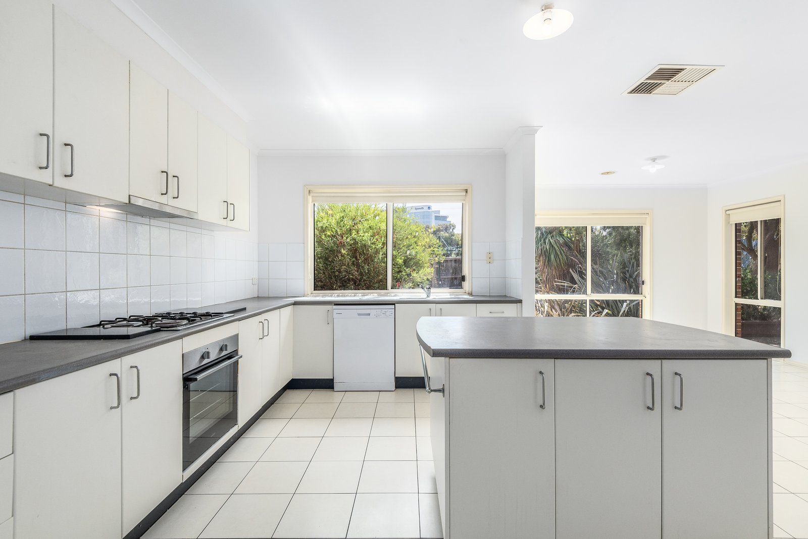 Gallery: 11 Daly Boulevard