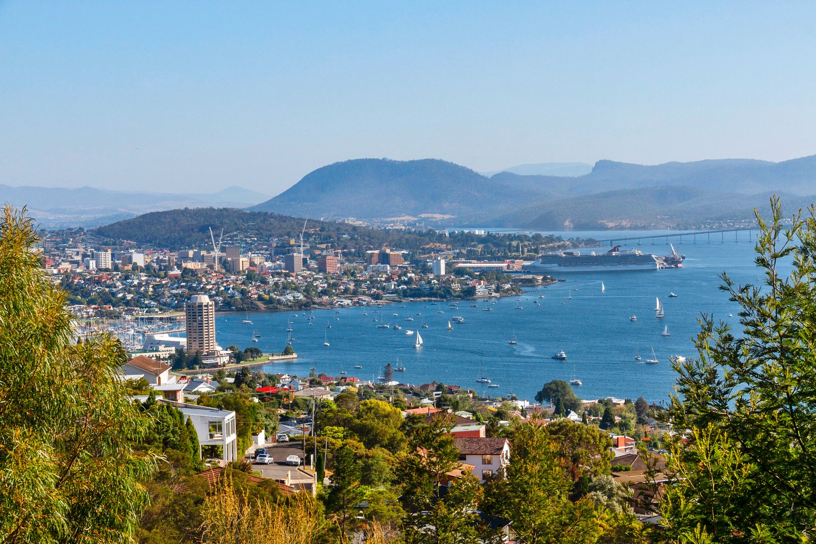 11 Date Court SANDY BAY 8