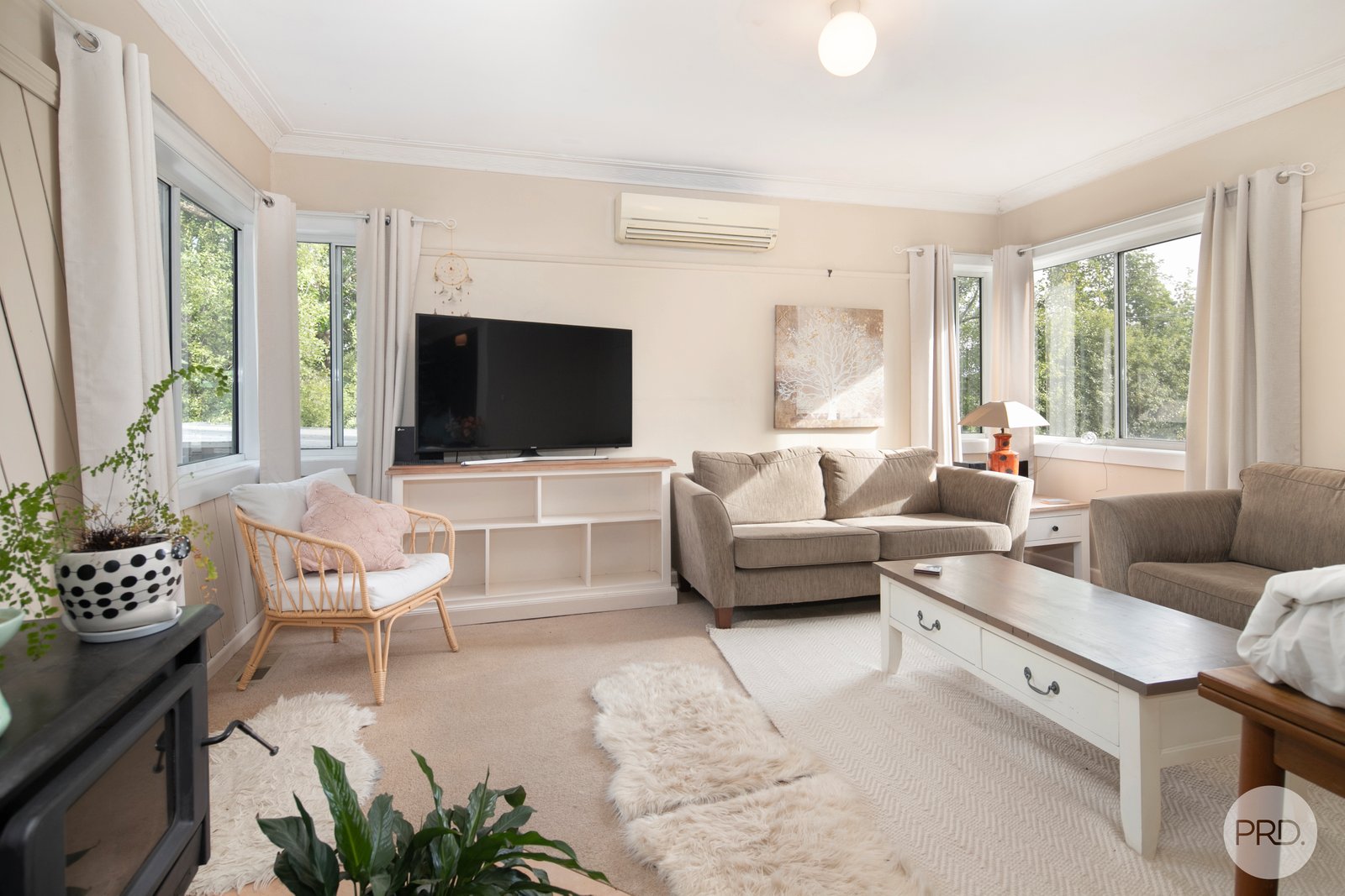 11 Davis Street CRESWICK 3