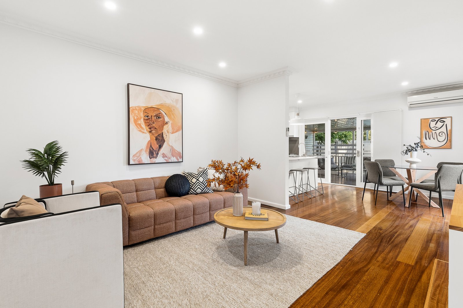 Gallery: 11 Dawn Street