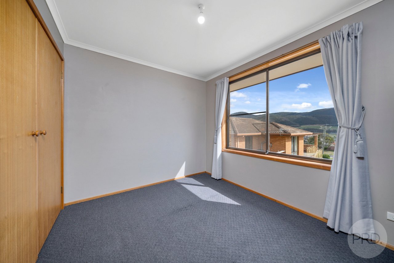 1/1 Daylesford Road GLENORCHY 4