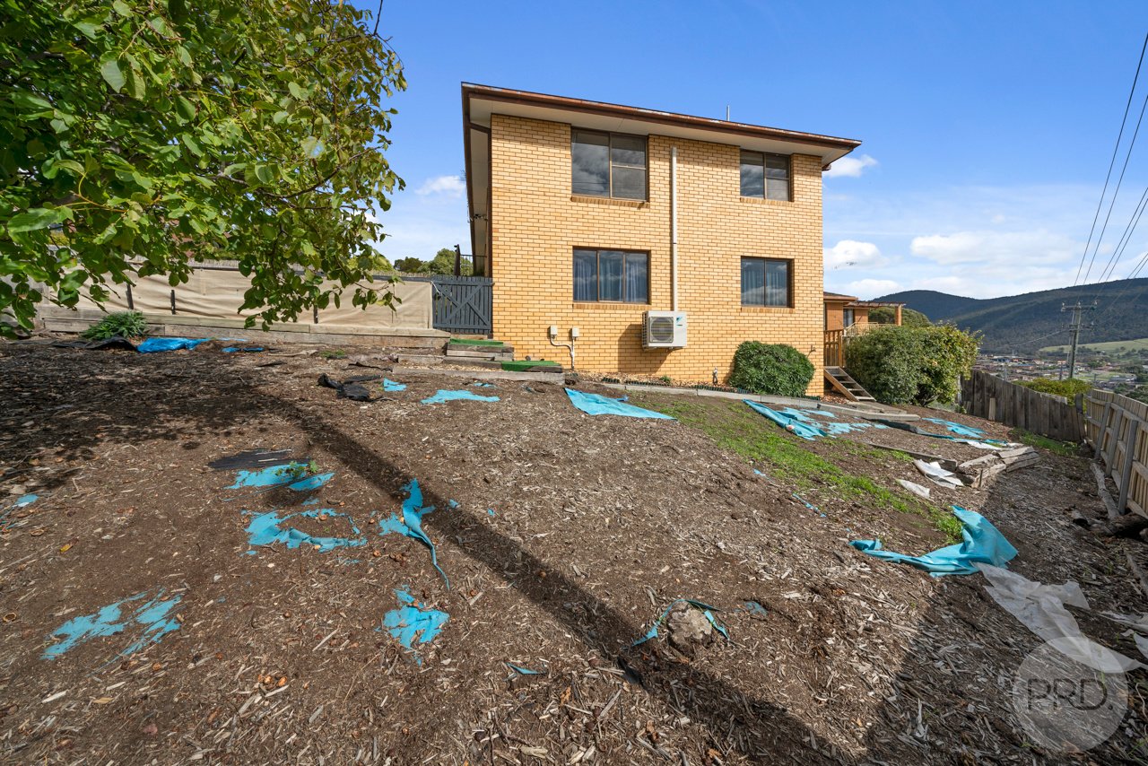 1/1 Daylesford Road GLENORCHY 15