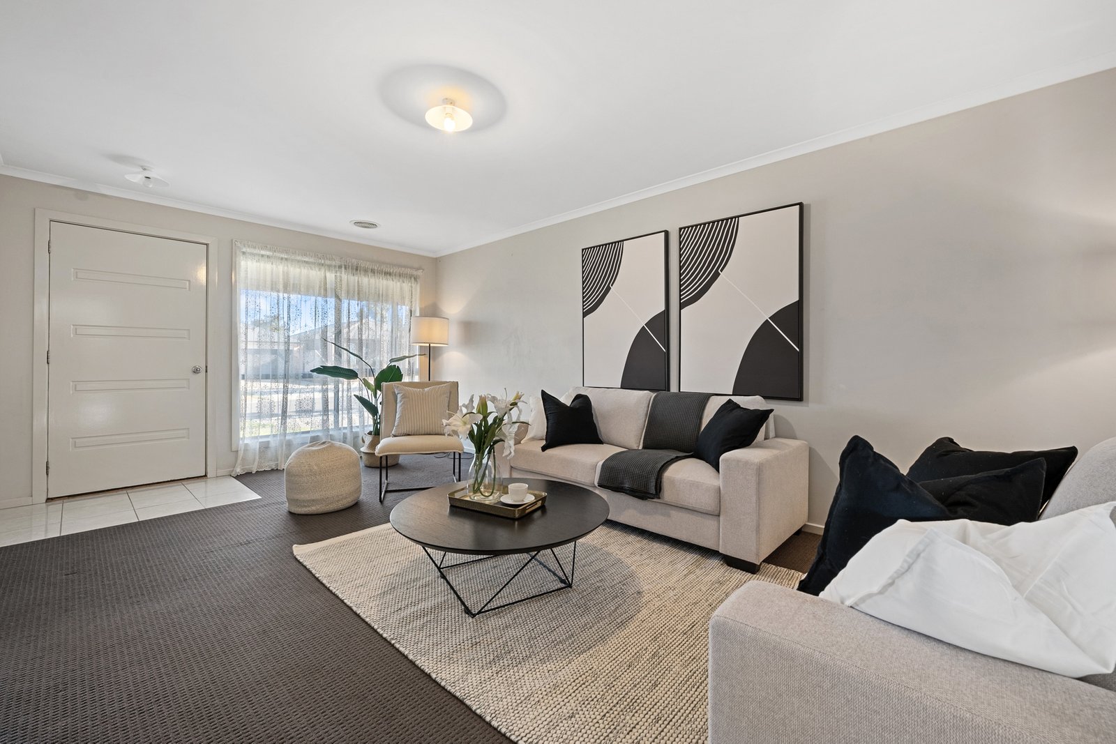 Gallery: 11 Deakin Drive
