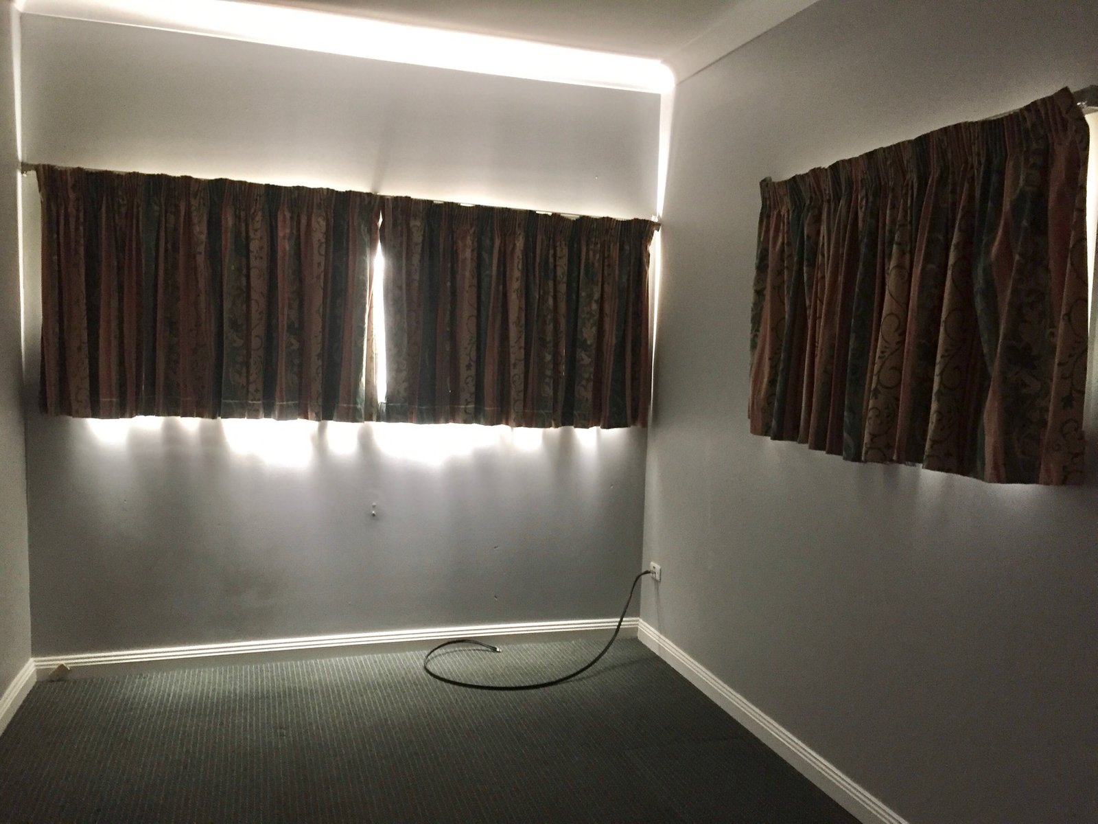 11 Dean Street TAMWORTH 2