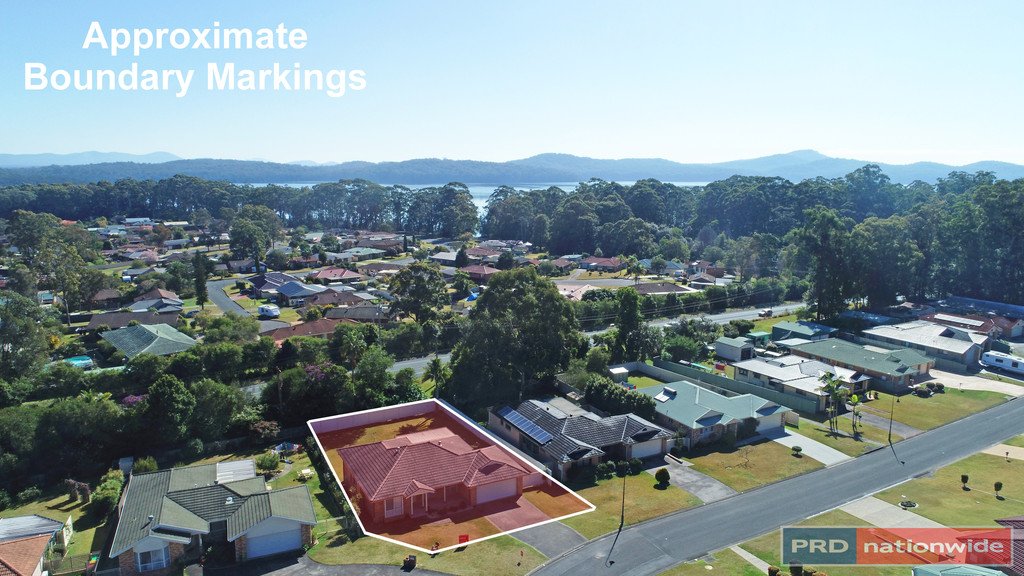 11 Diamentina Way LAKEWOOD 11