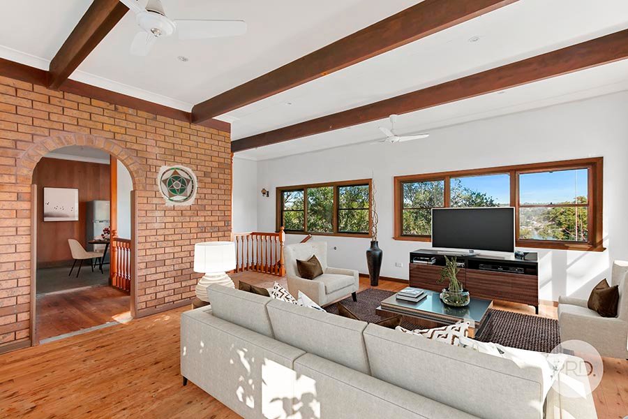 11 Dinjerra Crescent OATLEY 2