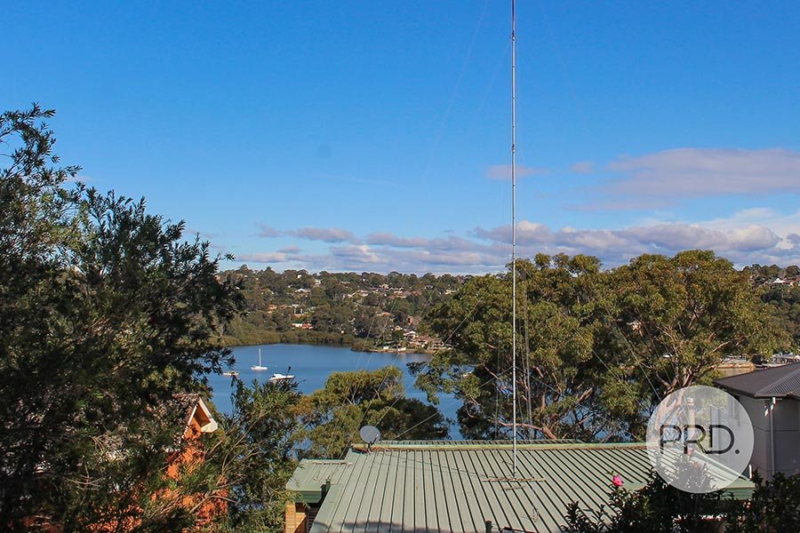 11 Dinjerra Crescent OATLEY 4