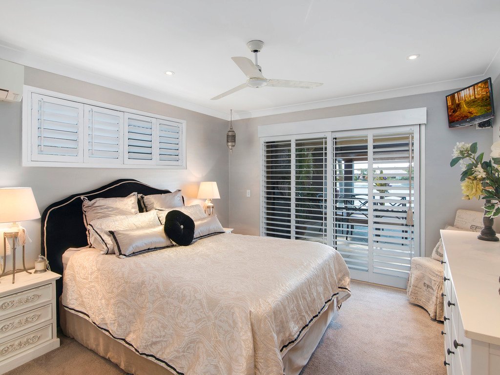 11 Diplacus Drive PALM BEACH 12