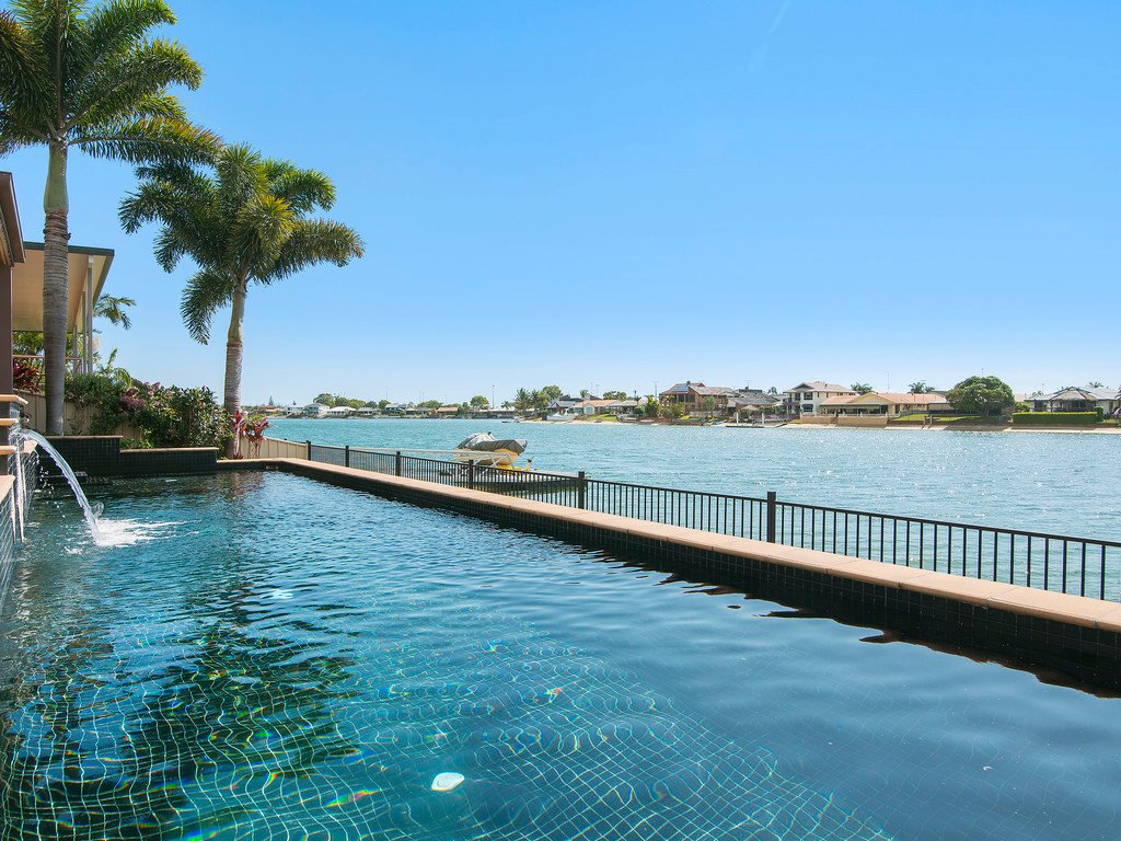 11 Diplacus Drive PALM BEACH 15