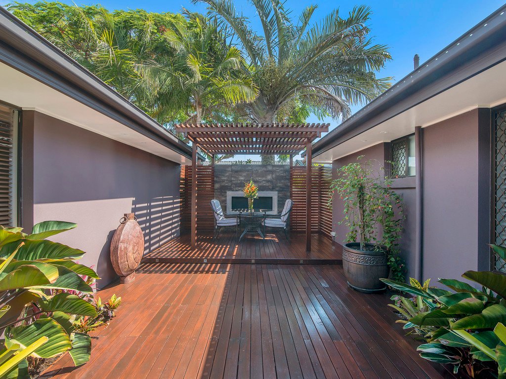 11 Diplacus Drive PALM BEACH 18