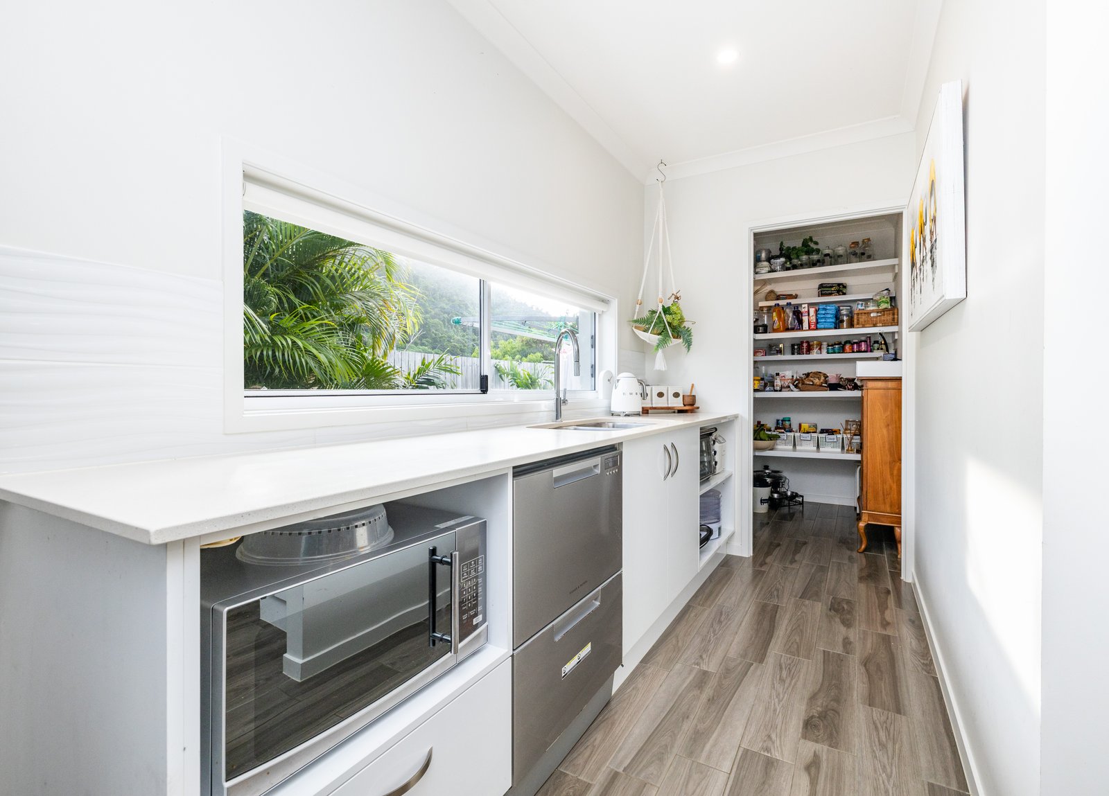 11 Discovery Drive FLAMETREE 8