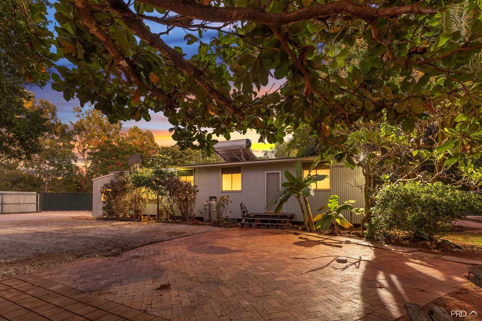 11 Dora Street BROOME 19