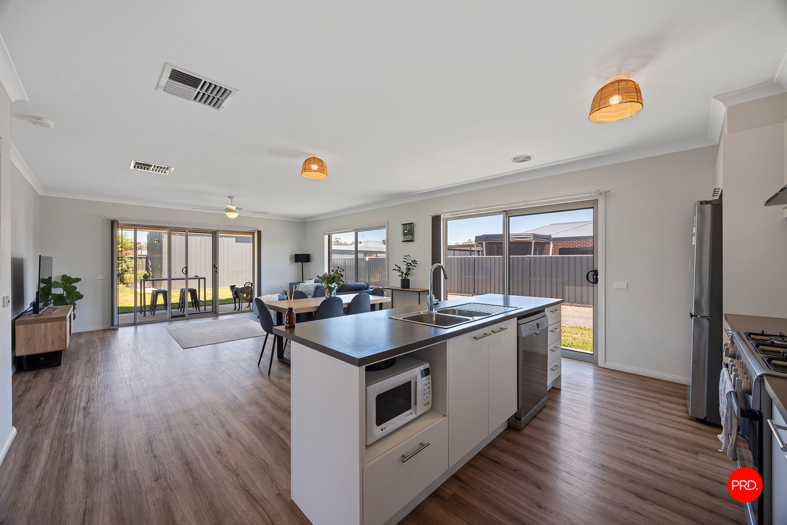 11 Dorset Drive MARONG 4